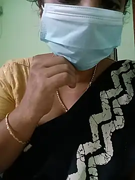 kavihotty online show from August 4, 8:15 pm
