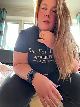 BootyLola online show from February 2, 10:14 am