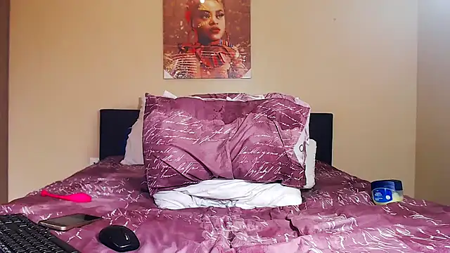 xxcougarfunxx online show from February 12, 7:54 am