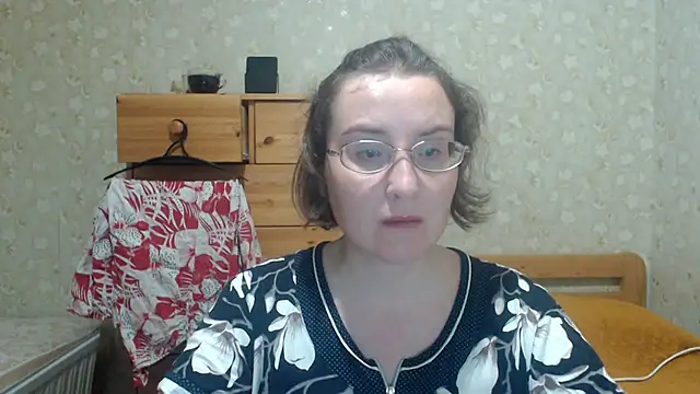 Smart Rose online show from September 12, 9:33 pm