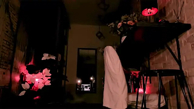 blond3bab3 online show from February 5, 6:05 am