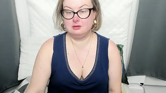 dirtyBonnie online show from February 11, 4:36 am