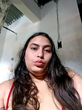 xandra252 online show from April 3, 5:44 pm