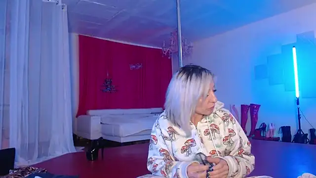 Sweet-Ginger online show from January 11, 6:35 pm