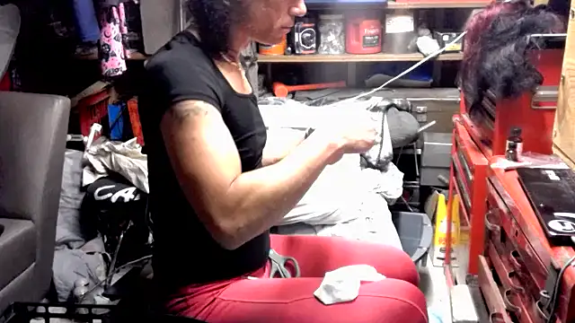 sissyvee online show from June 22, 7:27 am