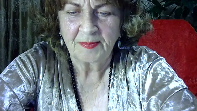 Emma52610 online show from April 23, 5:04 pm