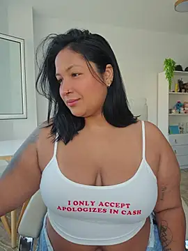 DannaaMeliza online show from May 26, 8:02 am