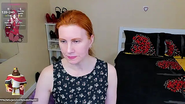 FoxySophia online show from April 16, 8:08 pm