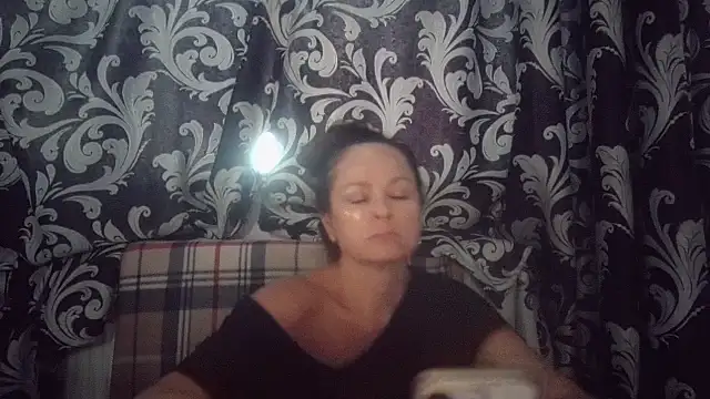 LindaStarS online show from October 1, 5:01 am