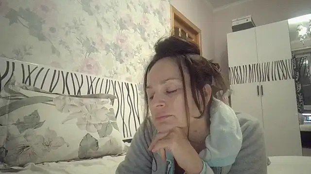 LindaStarS online show from October 23, 6:25 pm