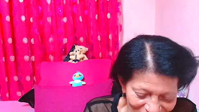 SLUTTYROXY online show from February 21, 8:15 am