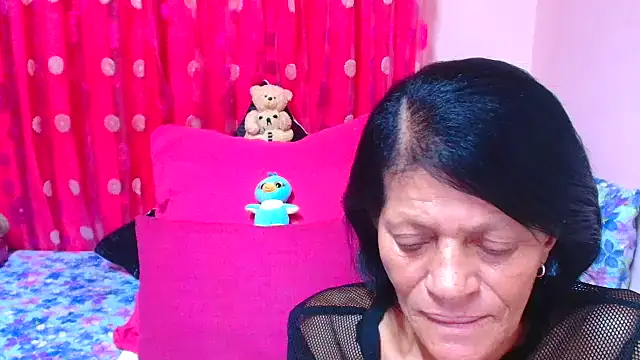 SLUTTYROXY online show from March 18, 5:51 pm