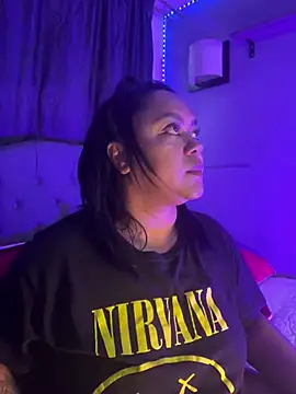 yanza2002 online show from March 21, 11:10 pm