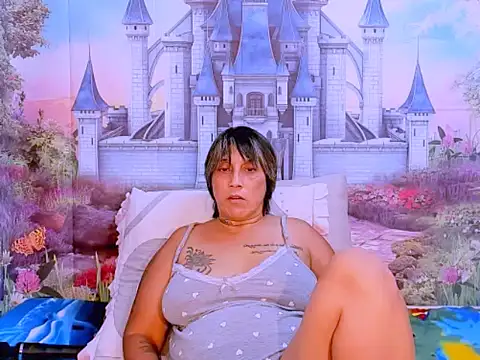 indianroxy online show from October 1, 10:15 pm