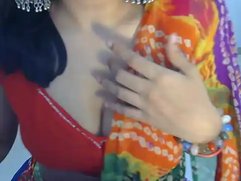 indianbae01 online show from May 4, 10:13 pm