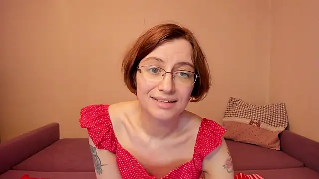 MarilynDream online show from March 11, 3:03 pm
