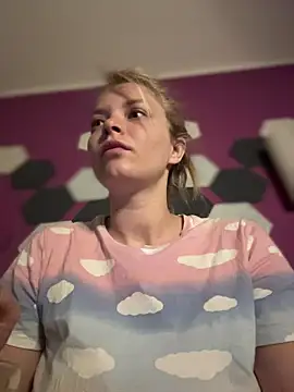 AnastasiaAniess online show from April 7, 4:36 am