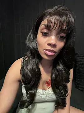 Rakiyahcharms online show from February 28, 7:30 am