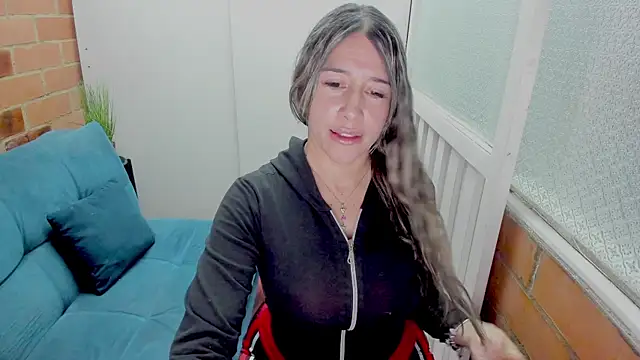 Penelope47 online show from March 3, 8:15 pm