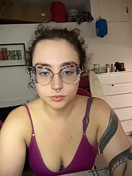 ladyturtle online show from July 18, 12:47 am