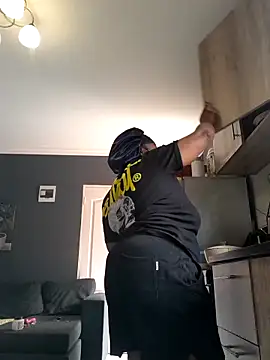 SWEETDOLLY29XX online show from October 19, 8:27 am