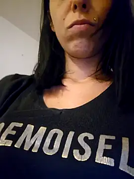 misscectito13 online show from November 18, 7:04 pm