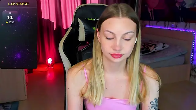 BiMolly online show from September 13, 8:44 am