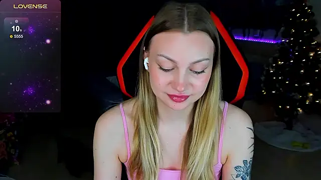 BiMolly online show from February 12, 11:17 pm