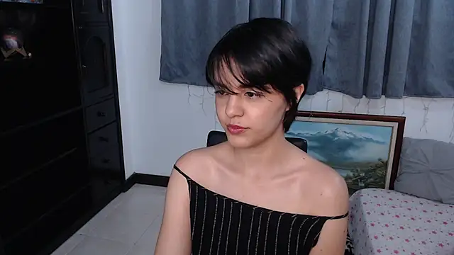 mia collins x online show from April 22, 11:24 pm