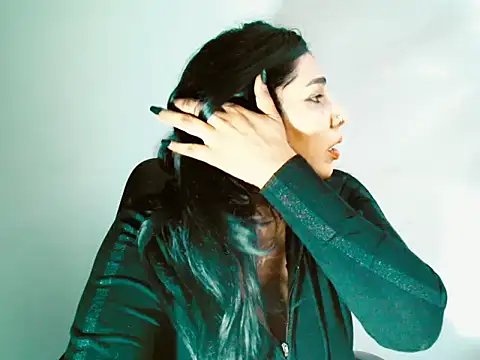 apishkagalmon online show from March 29, 7:40 am