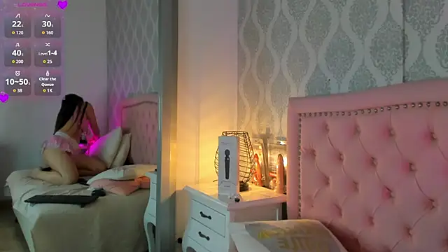 Princsgirl  online show from March 20, 9:52 pm