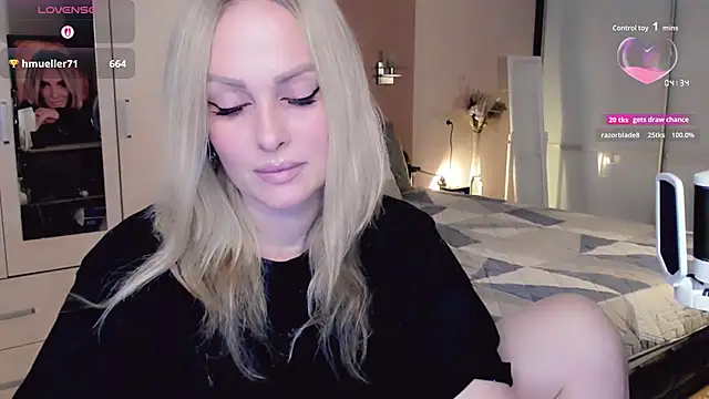 Libby Nora online show from October 28, 11:05 am