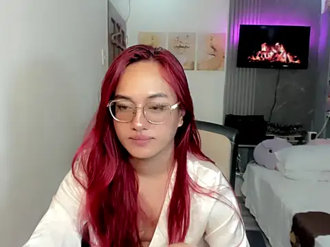 andylynn kiss online show from August 7, 4:47 pm