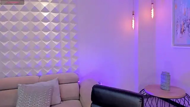 AmyDavis  online show from December 17, 9:08 pm