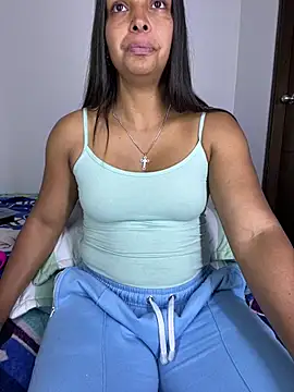 sandylau online show from April 16, 9:36 pm