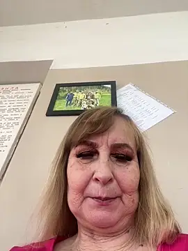 Irina2909xh online show from February 19, 11:21 am