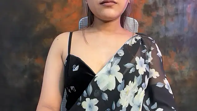 selen 5 online show from November 6, 6:25 pm