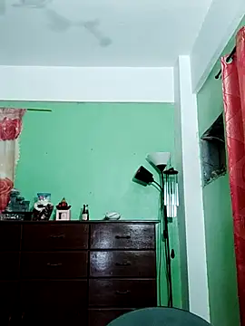 QueenSoreal online show from September 25, 6:06 pm