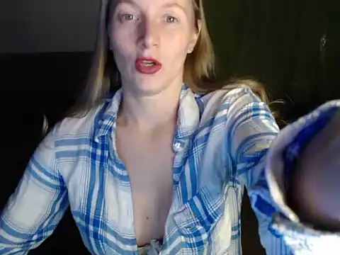 Shantidol online show from October 3, 8:25 pm