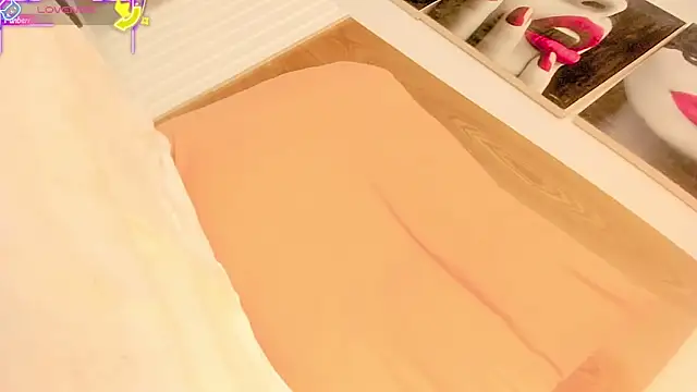 VictoriaBennett online show from September 21, 3:10 pm