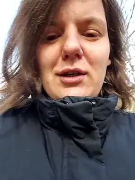 Cutegirlforyou online show from April 17, 6:26 am