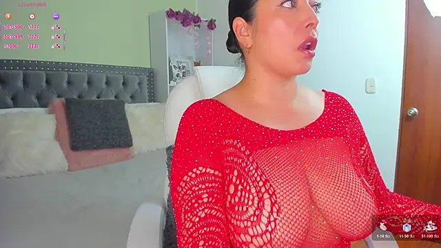 Kyllie B online show from November 11, 3:13 am