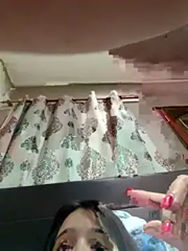 kiarafonseca  online show from February 6, 12:36 am