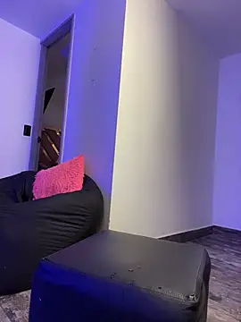 Victoria14  online show from October 10, 3:11 am