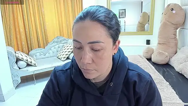 gaby trent online show from March 13, 3:46 pm