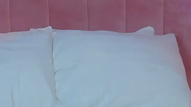 NicolleStark online show from October 3, 4:17 am