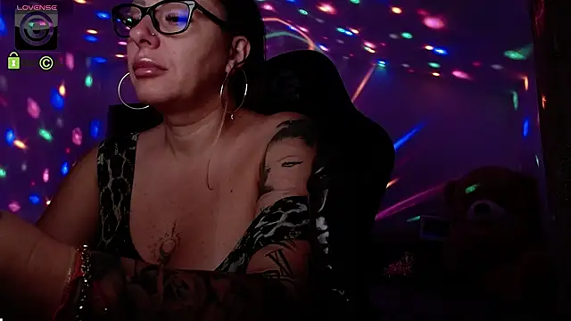 SonyaDevon online show from October 12, 2:58 am