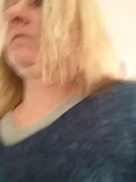 Elza01 online show from March 11, 6:50 am