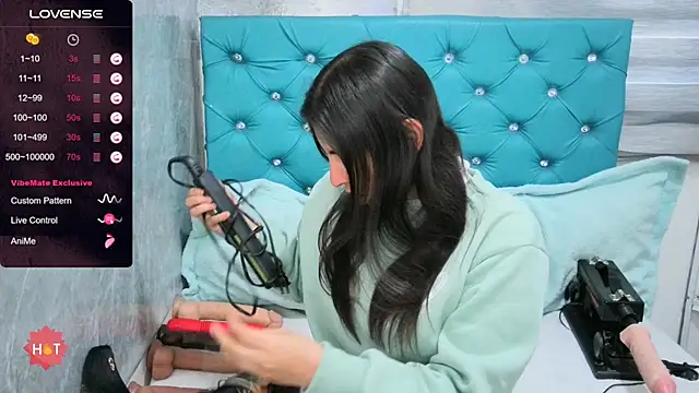 MAARYMOON online show from September 23, 11:30 am