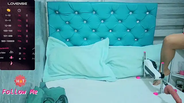 MAARYMOON online show from March 18, 10:42 am